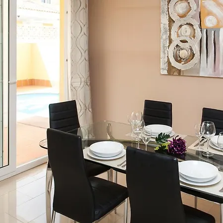Golden Park By Vacanzy Collection Villa *